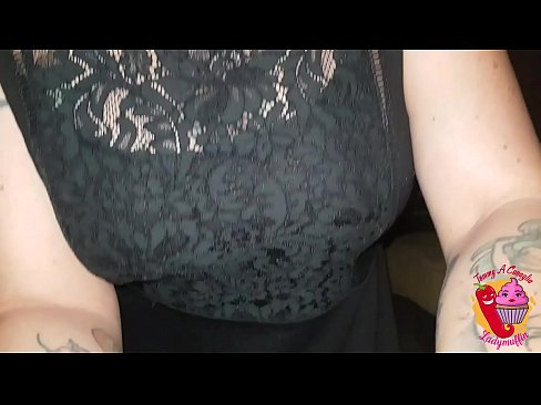 ❤️ Slutty stepister a 'toirt dha blowjob agus Spàinntis ❌ Bhidio fucking leinn
