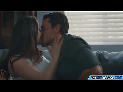 ❤️ Gnè romansach le mama busty math ❌ Bhidio fucking leinn